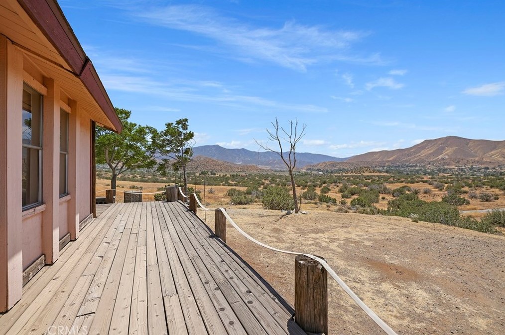 32810 Backacres Rd, Acton, CA 93510-1712