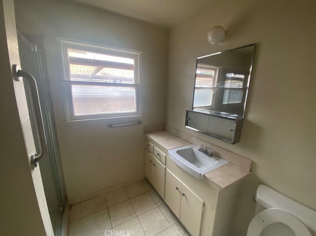 9524 Keokuk Ave, Chatsworth, CA 91311