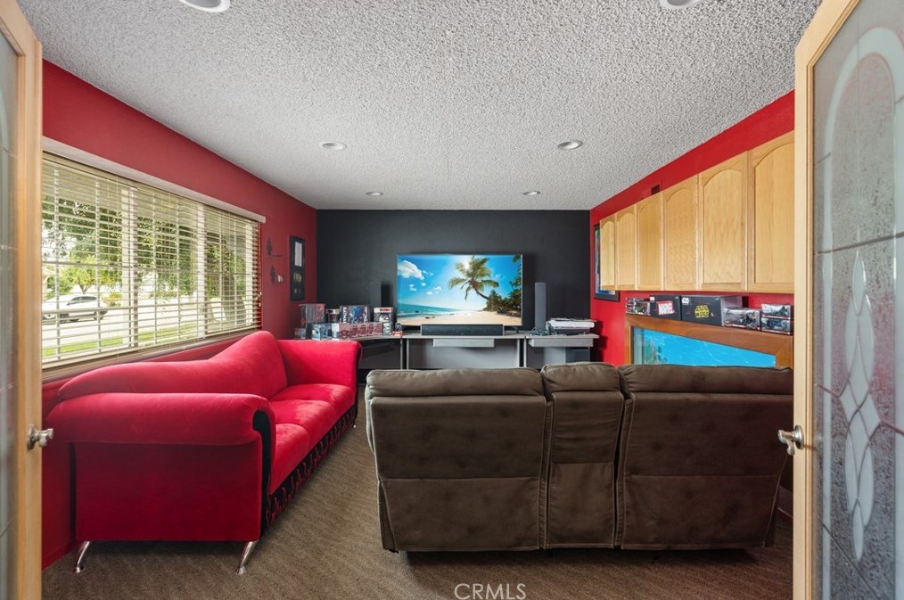 20209 Septo St, Chatsworth, CA 91311
