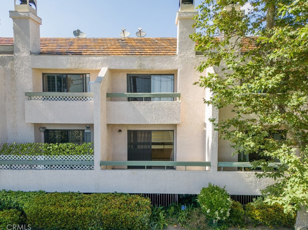 9906 Owensmouth Ave #22, Chatsworth, CA 91311