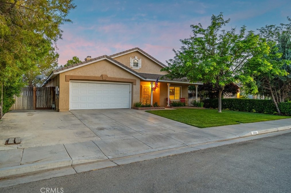 3808 Arbor Ave, Tropico Village, CA 93560-5923