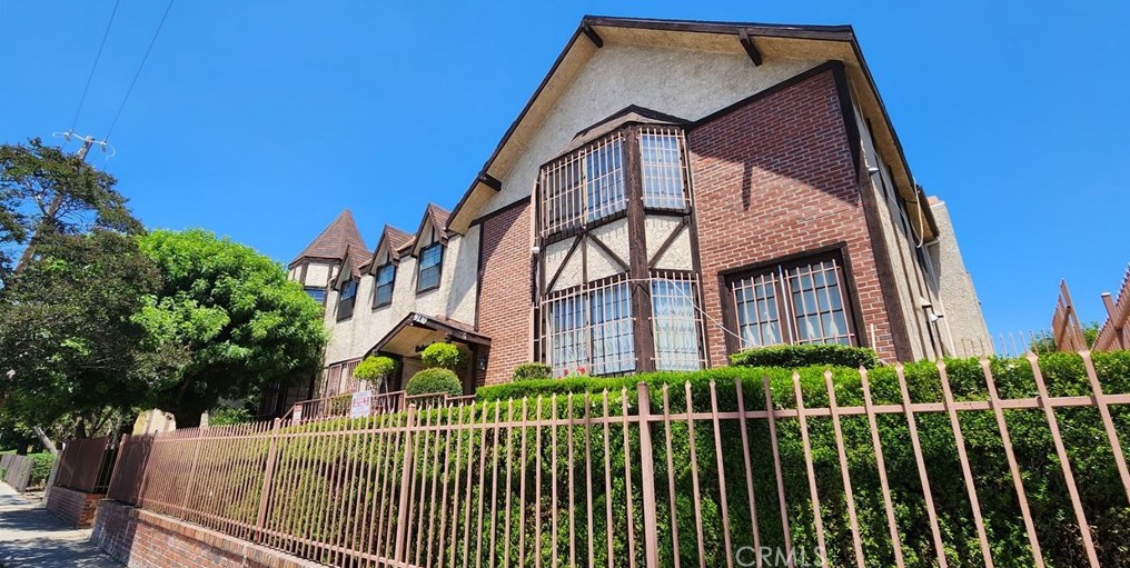 9210 Van Nuys Blvd #14, Van Nuys, CA 91402