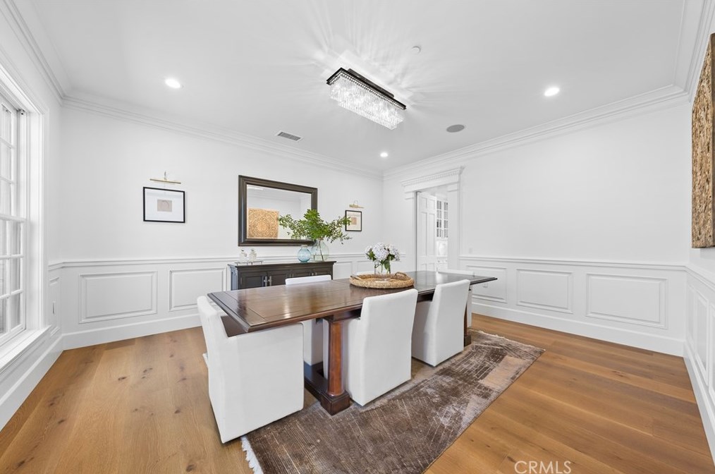 2816 Ladbrook Way, Thousand Oaks CA  91361-5325 exterior