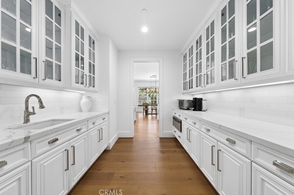 2816 Ladbrook Way, Thousand Oaks CA  91361-5325 exterior