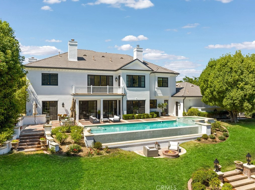 2816 Ladbrook Way, Thousand Oaks CA  91361-5325 exterior