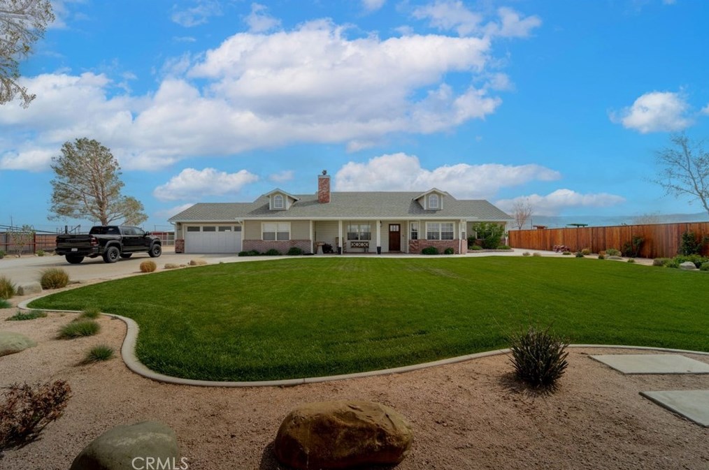 9116 W Ivesbrook St, Lancaster, CA 93536