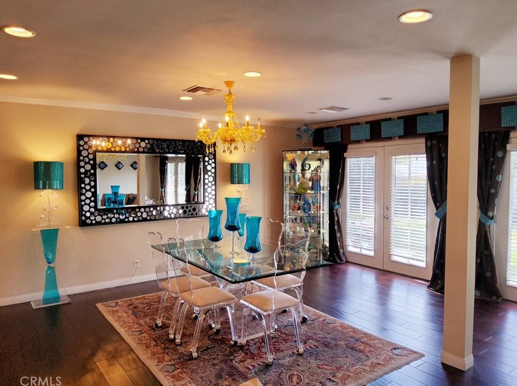 6441 Baird Ave, Los Angeles CA  91335-6005 exterior
