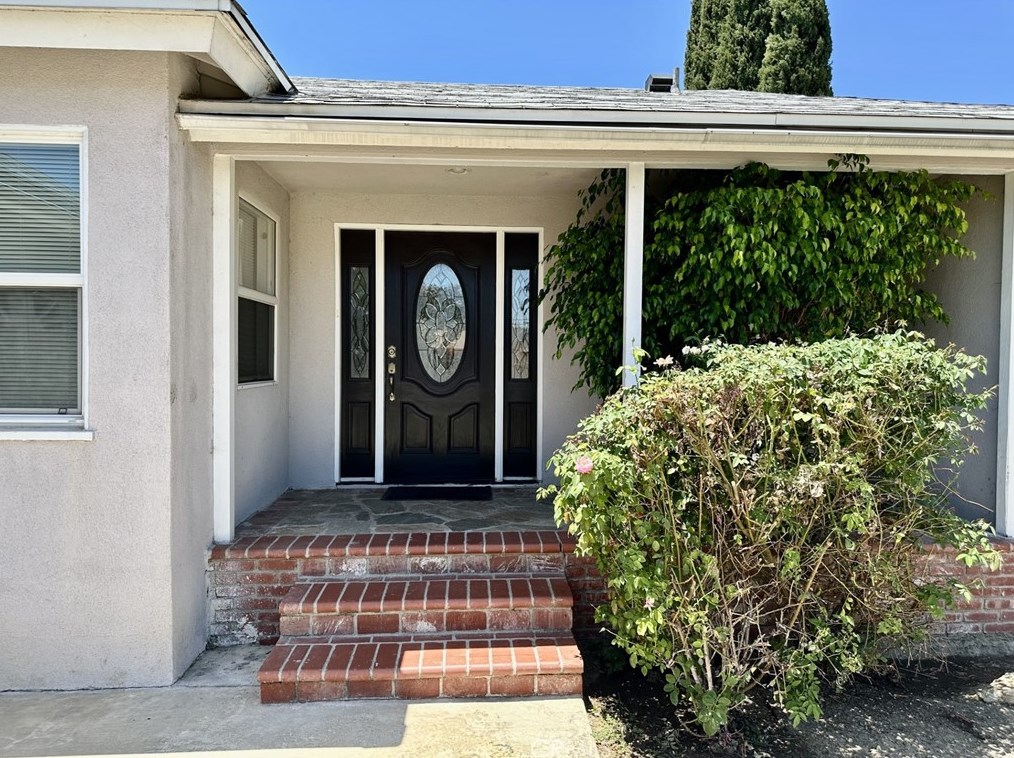 6441 Baird Ave, Los Angeles, CA 91335
