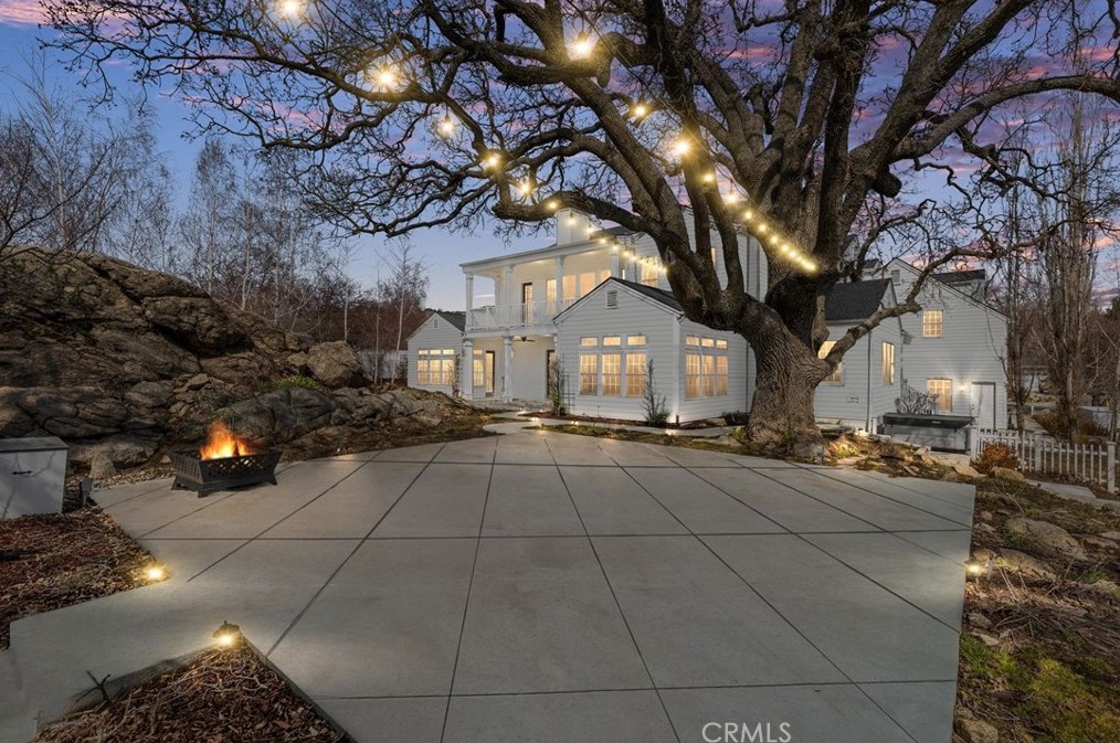 28710 Gleneagle Ct, Tehachapi, CA 93561-5223
