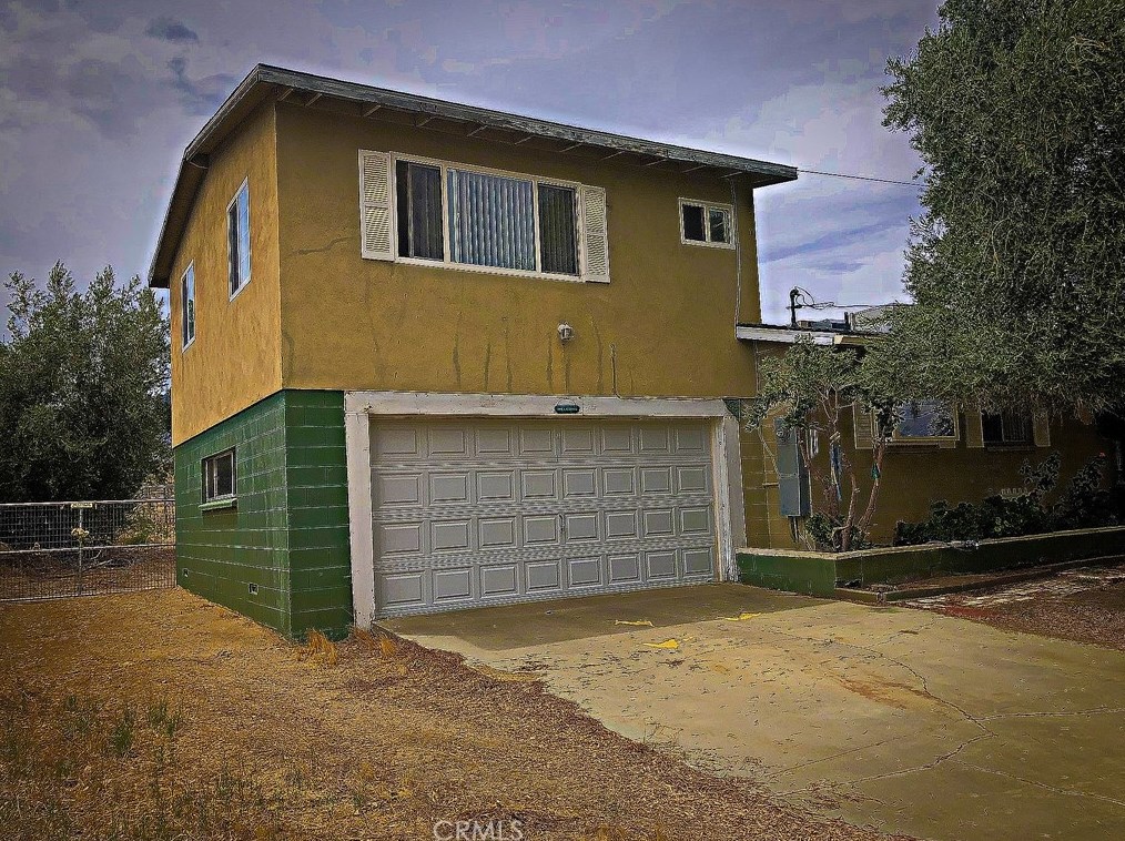 13306 E Ave W 11, Pearblossom, CA 93553