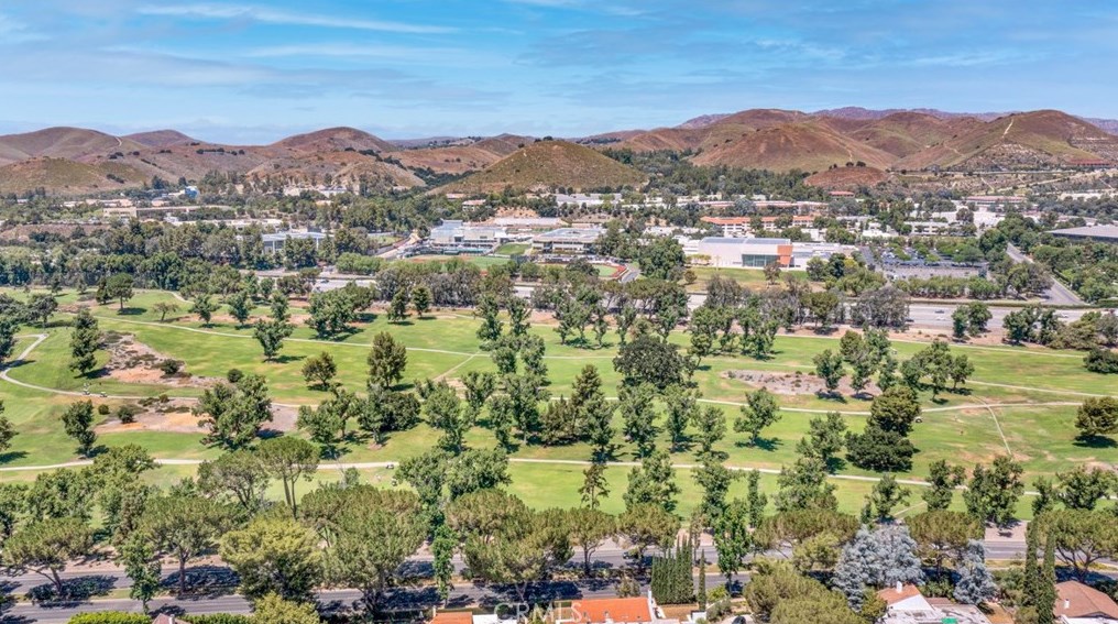 4338 Deerpark Ct, Thousand Oaks CA 91361-4512 exterior