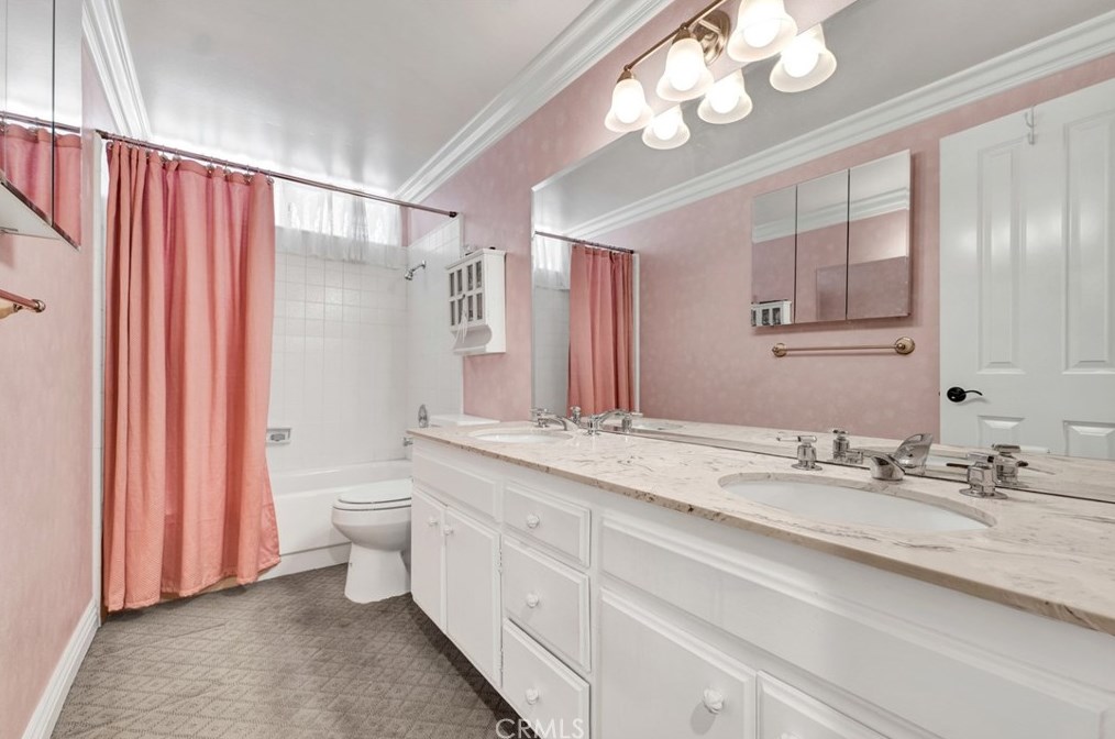 4338 Deerpark Ct, Thousand Oaks CA 91361-4512 exterior