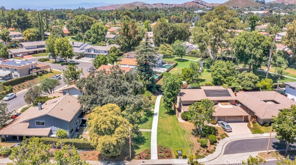 4338 Deerpark Ct, Thousand Oaks CA 91361-4512 exterior