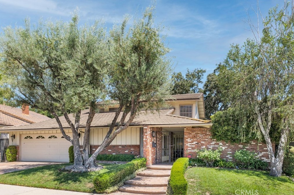 4338 Deerpark Ct, Thousand Oaks, CA 91361-4512
