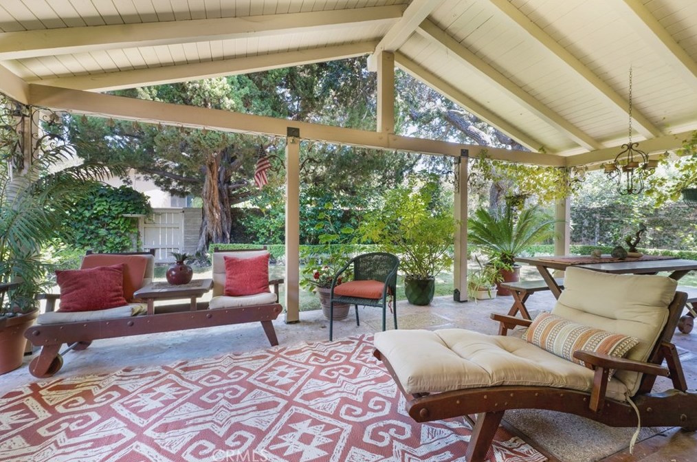 4338 Deerpark Ct, Thousand Oaks CA 91361-4512 exterior