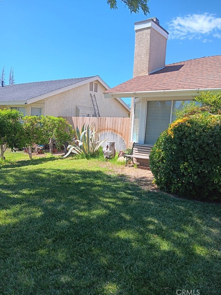 7309 Peachtree Ln, Juniper Hills, CA 93543
