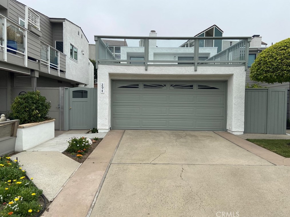 294 Whitecap Ct, Naval Base Ventura County, CA 93041-3314