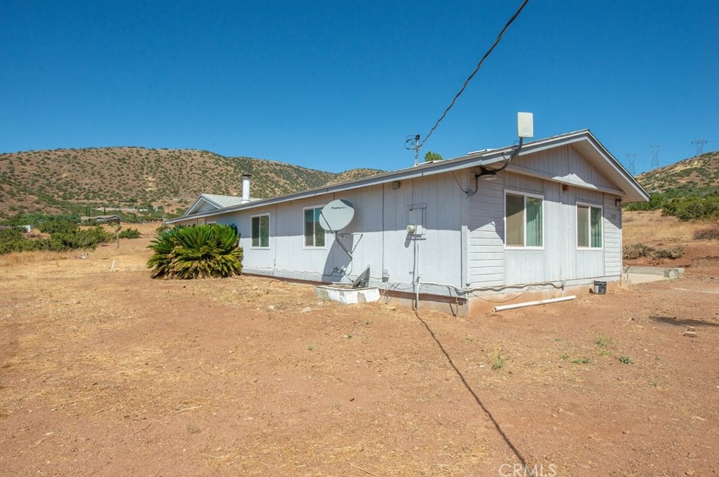 35221 Peaceful Valley Rd, Palmdale, CA 93551