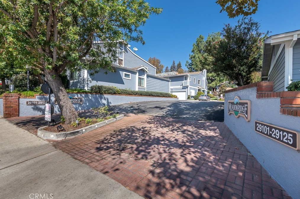 29121 Thousand Oaks Blvd, Calabasas, CA 91301-1639