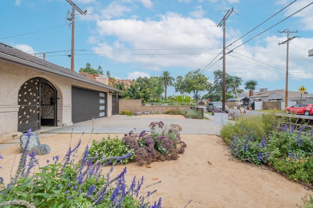 416 W Mines Ave, Montebello, CA 90640