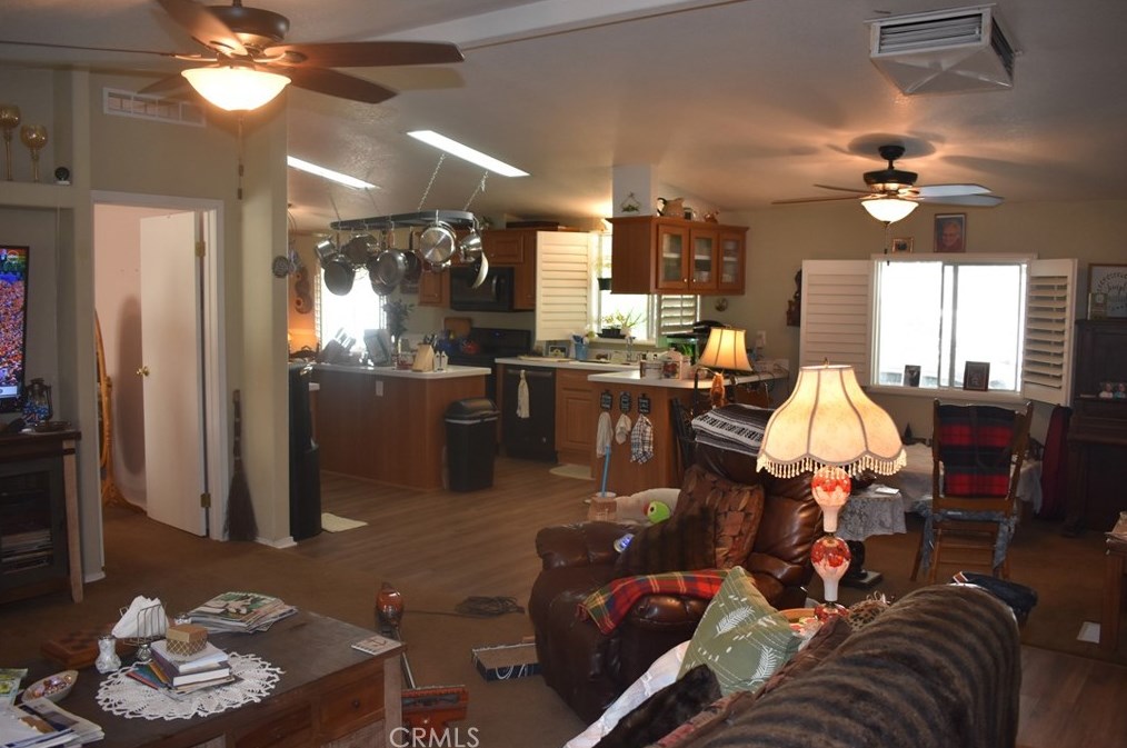 5200 Entrar Dr #132, Palmdale, CA 93551