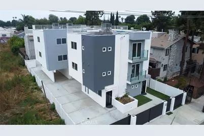 6845 Haskell Avenue, Lake Balboa, CA 91406 - Photo 6