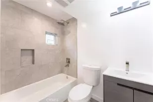 6845 Haskell Ave, Lake Balboa, CA 91406 - Photo 16