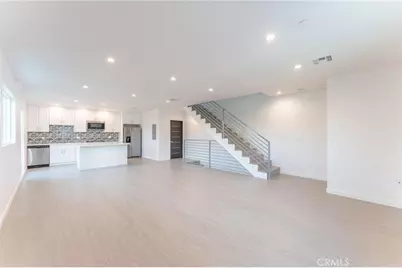 6845 Haskell Avenue, Lake Balboa, CA 91406 - Photo 22