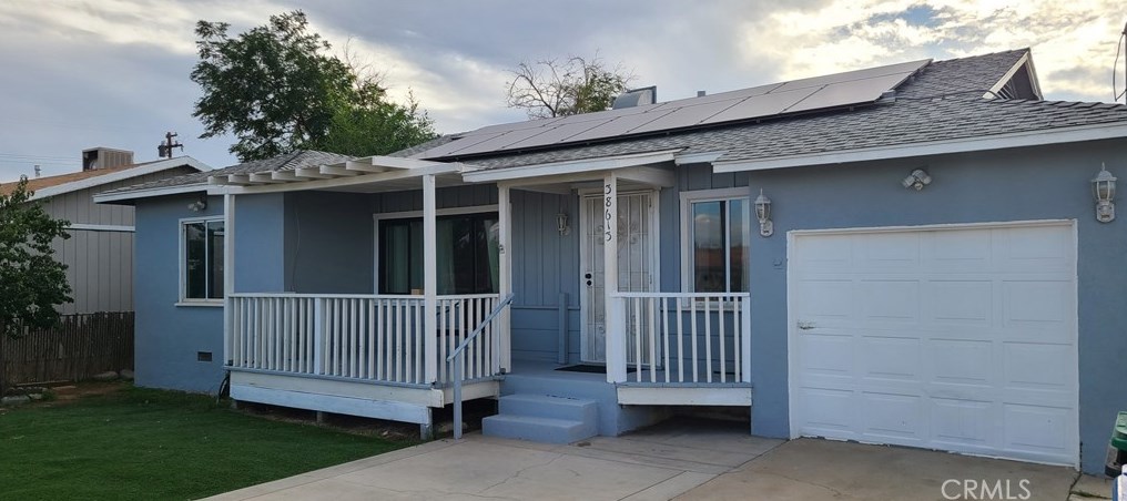 38613 16th St, Palmdale, CA 93550-3961
