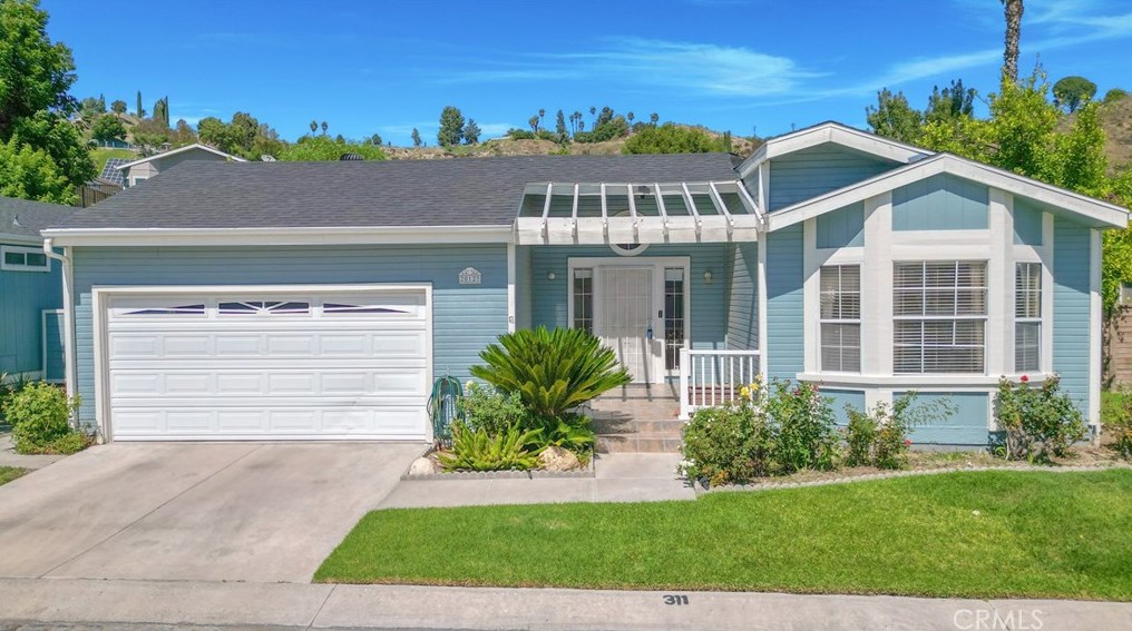 20123 Shadow Island Dr, Santa Clarita, CA 91351