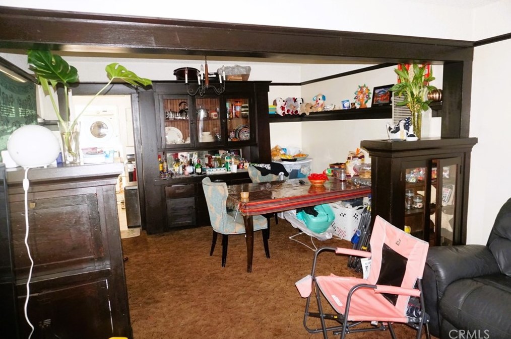 708 53rd St, Los Angeles, CA 90011-4620