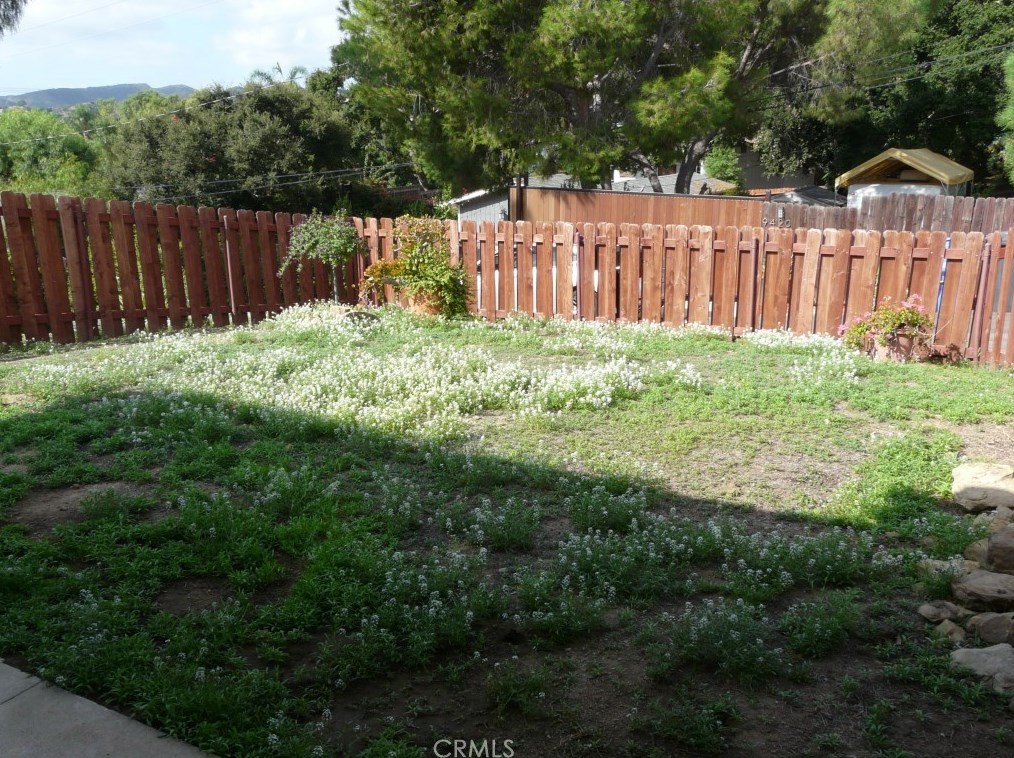 130 Ehlers Dr, Chatsworth, CA 91311-7028