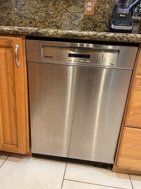 970 Newbury Rd, Thousand Oaks CA 91320-6434 exterior