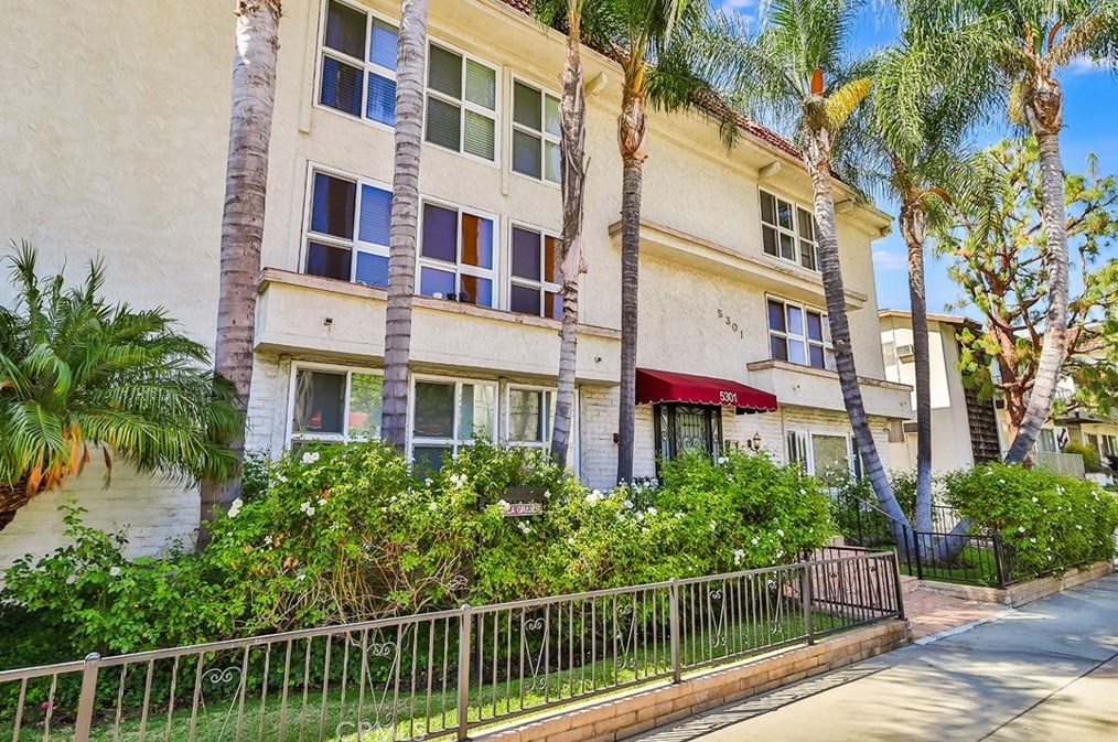 5301 Yarmouth Ave #7, Van Nuys, CA 91316