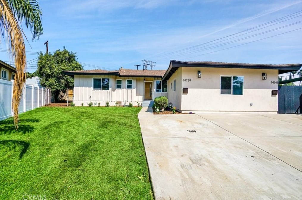 14739 Jaguar St, San Fernando, CA 91345-1828