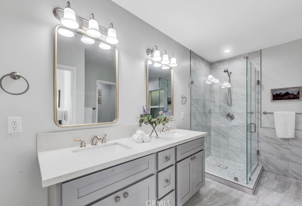 4344 59th Pl, Los Angeles CA  90043-3425 exterior