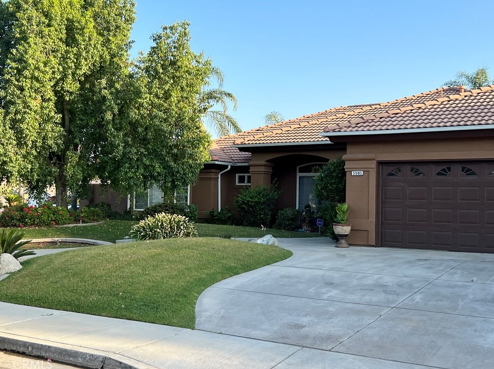 3903 Onslow Ct, Bakersfield, CA 93313-5406