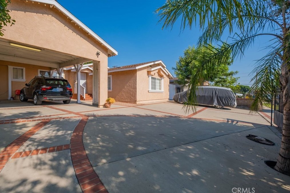 11750 Glencrest Dr, San Fernando, CA 91340-1814