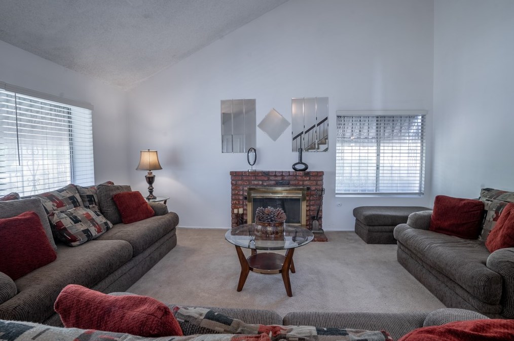 10724 De Haven Ave, Los Angeles CA  91331-2007 exterior