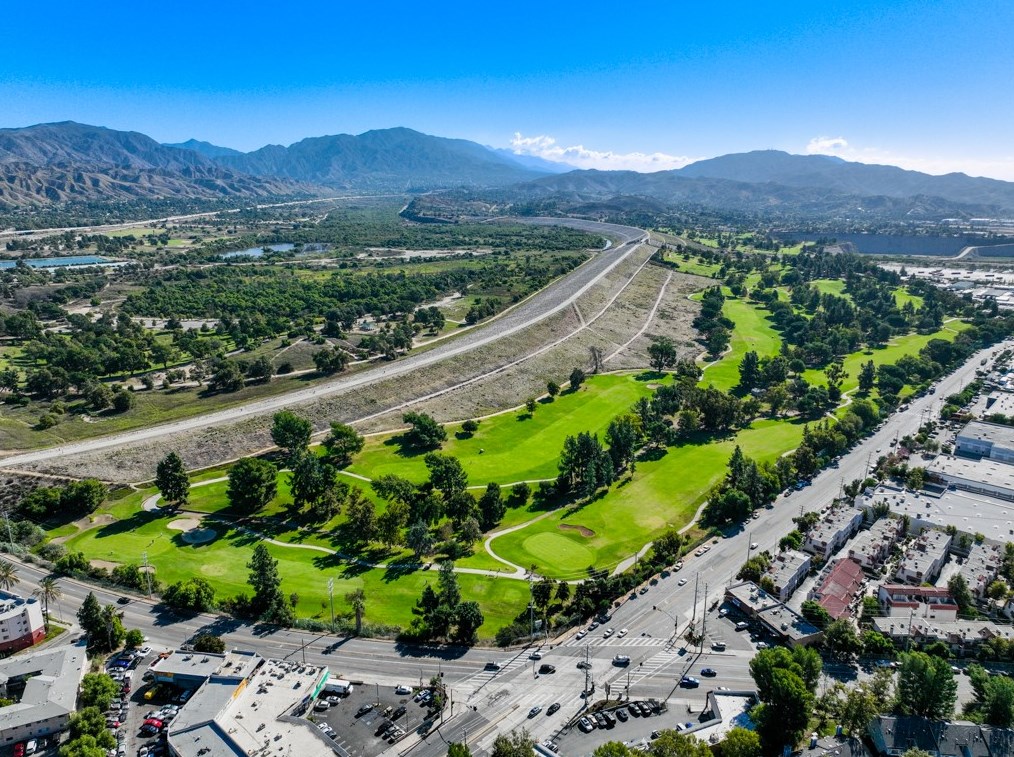 10724 De Haven Ave, Los Angeles CA  91331-2007 exterior