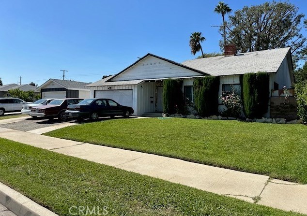 10449 Densmore Ave, San Fernando, CA 91344-7116