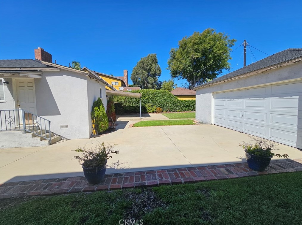 3446 Cabrillo Blvd, Los Angeles CA  90066-1504 exterior