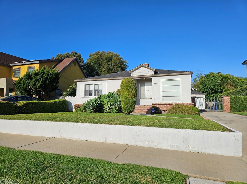3446 Cabrillo Blvd, Los Angeles CA  90066-1504 exterior
