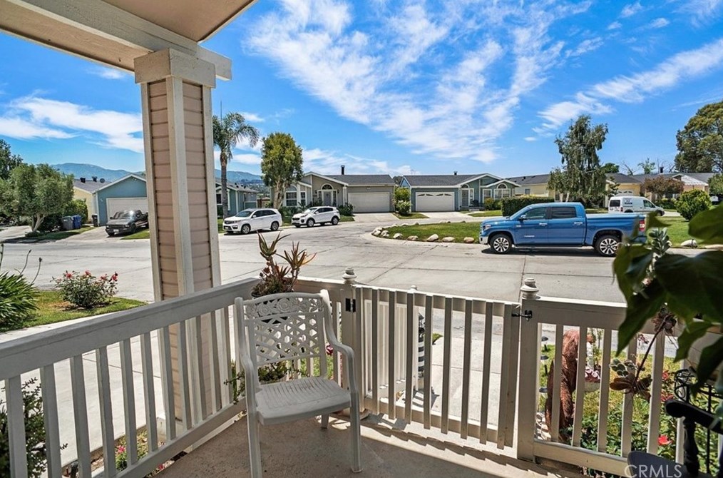 20055 Canyon View Dr, Santa Clarita, CA 91351