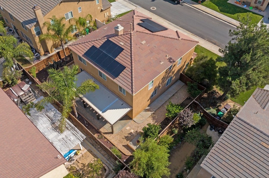 650 Winter Pine St, Beaumont, CA 92223