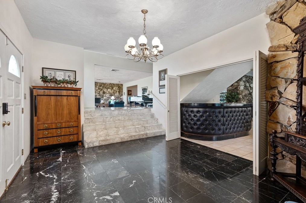 17811 Ridgeway Rd, San Fernando CA  91344-2134 exterior