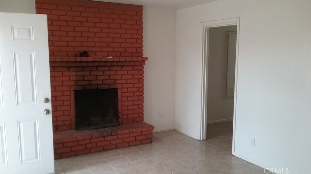 38126 11th St, Palmdale, CA 93550-5352