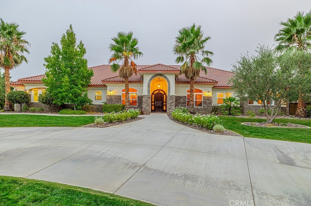 2030 Avenue, Palmdale, CA 93551-2335