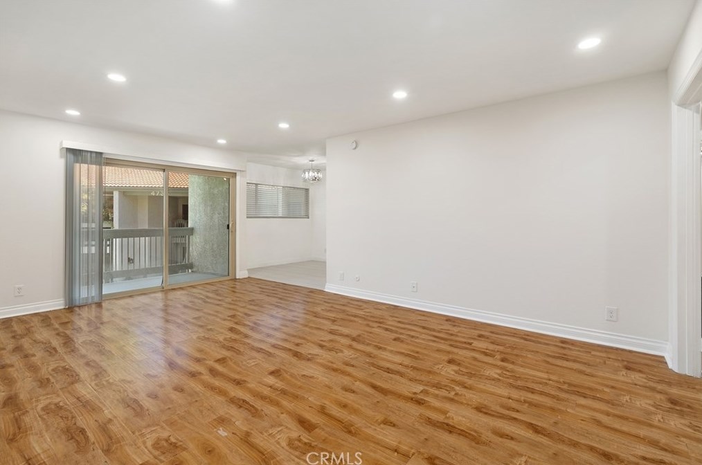 4726 Park Granada #216, Calabasas, CA 91302