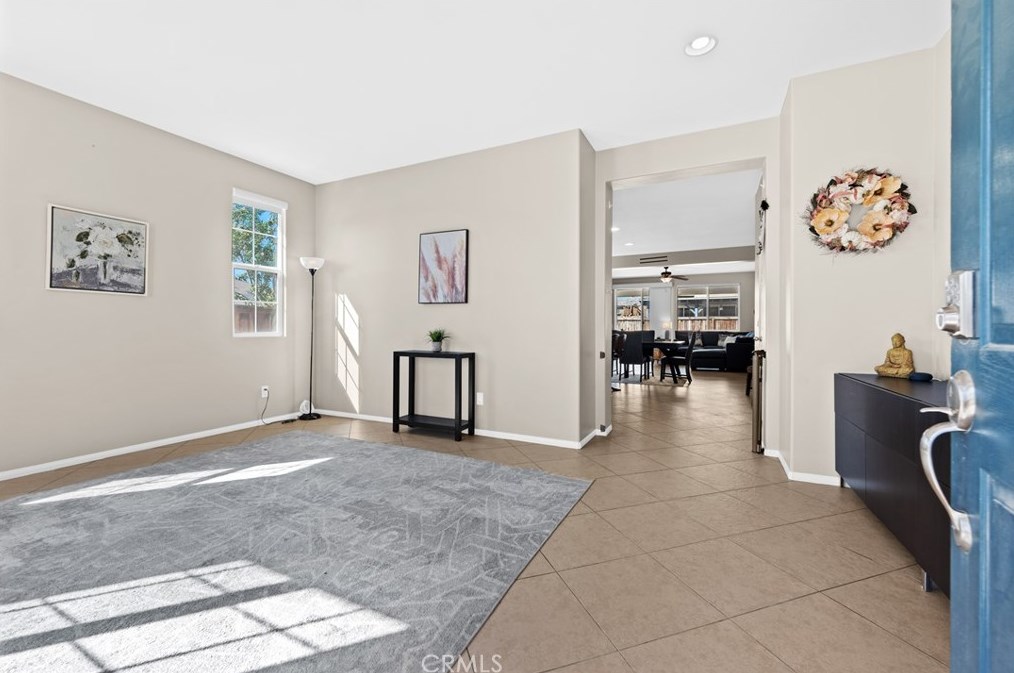 2427 Arboretum Ave, Tropico Village, CA 93560-6735